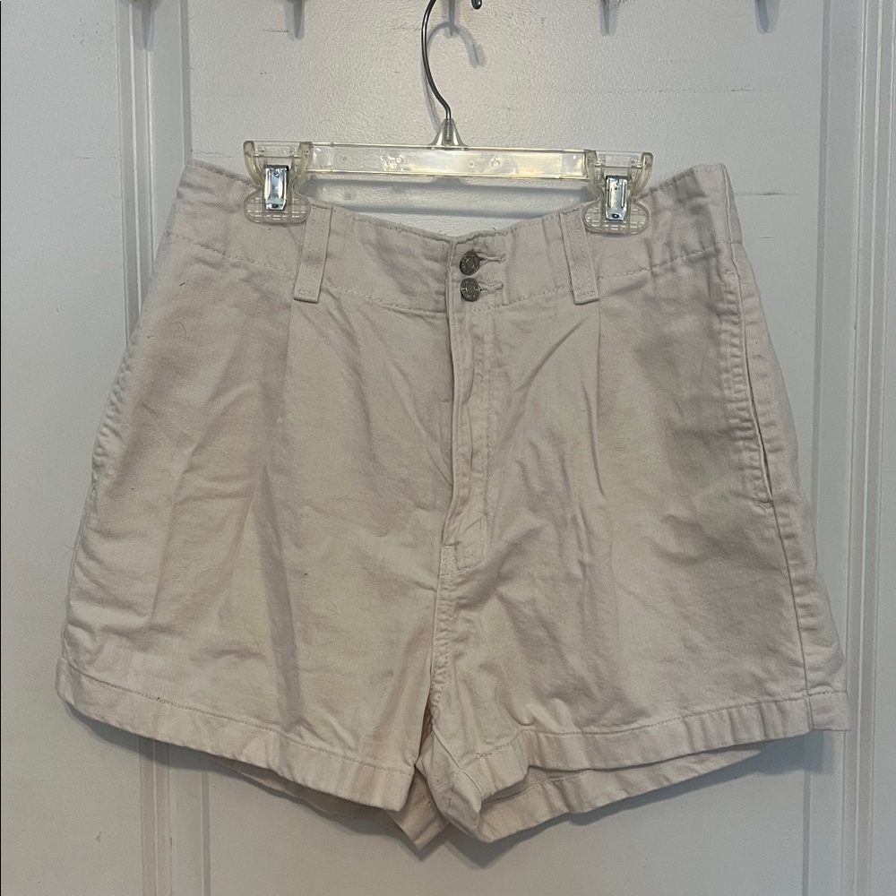 Denizen from Levi's Women's Tan Cargo Shorts